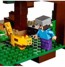 LEGO Minecraft 21125 Set with Alex and Steve