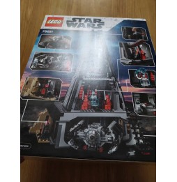 LEGO Star Wars Castelul lui Darth Vader 75251