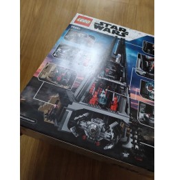 LEGO Star Wars Castelul lui Darth Vader 75251