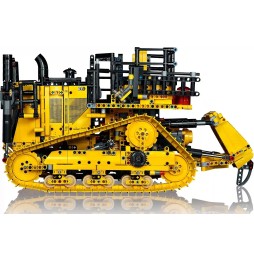 LEGO Technic Buldozer CAT D11 42131