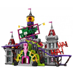 LEGO Super Heroes 70922 Reședința Joker