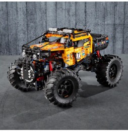 LEGO Technic Mașină de teren 42099