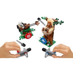 LEGO Star Wars Bătălia de pe Endor 75238