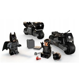 LEGO Batman Motorcycle Chase 76137