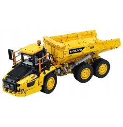 LEGO Technic Camion cu remorcă Volvo 6x6