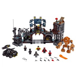 LEGO Super Heroes Clayface Attacks Batman's Cave