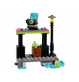 Lego Lena Luthor's Kryptonite Factory 41238