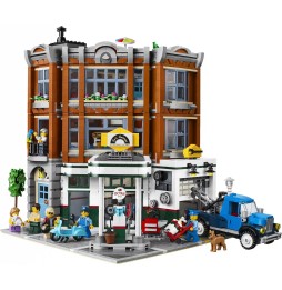 LEGO 10264 Corner Garage - Creative Fun