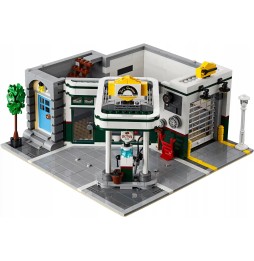 LEGO 10264 Corner Garage - Creative Fun