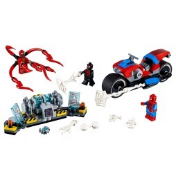 LEGO Super Heroes 76113 Alergare cu motocicleta