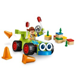 LEGO Toy Story 4 Woody și Buzz Controlat 10766