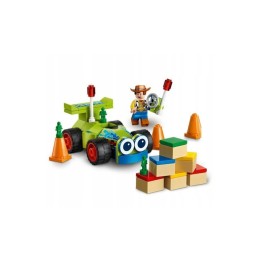 LEGO Toy Story 4 Woody și Buzz Controlat 10766