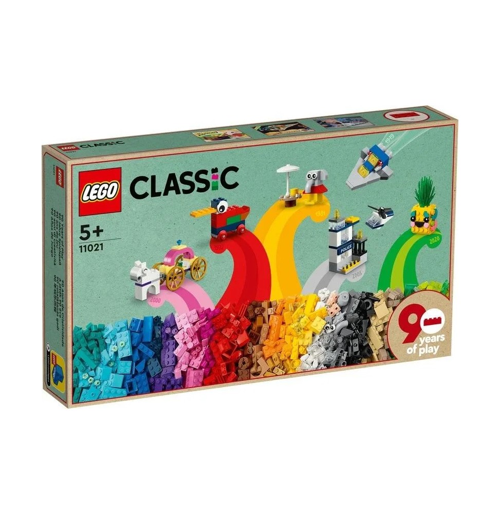 LEGO Classic 11021 90 de ani de distracție