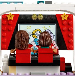 LEGO Friends Cinema în Heartlake City