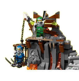 LEGO Ninjago 71717 Călătorie în Temnițe