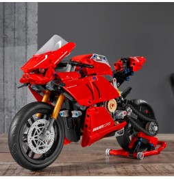 LEGO Technic Ducati Panigale V4 R 42107