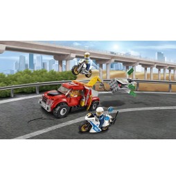 LEGO City Escortă Polițienească cu motoare