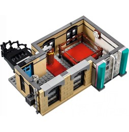 LEGO 10260 Bistro în Centrul Orașului - Creator Expert