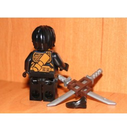 Figurina LEGO Ninjago Cole Robă de Junglă njo202