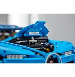 LEGO Technic Bugatti Chiron 42083