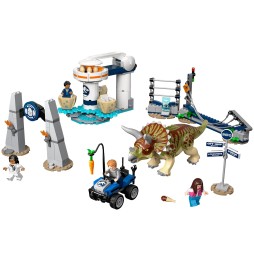 LEGO 75937 Jurassic World - Atacul triceratopsului