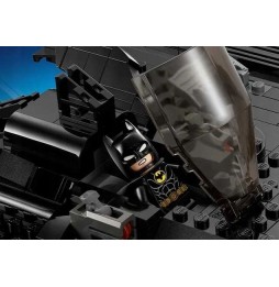 LEGO Batman vs. Joker Batwing 76265