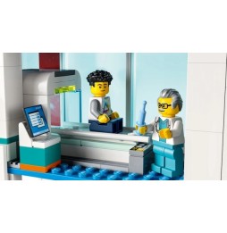 LEGO City Spital 60330 pentru copii