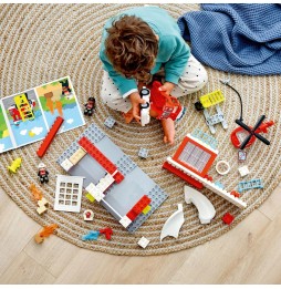 LEGO Duplo 10970 Fire Station and Helicopter