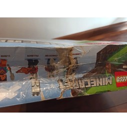 LEGO Minecraft 21188 Satul lama - ambalaj deteriorat