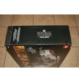 LEGO Star Wars 75309 Kanonierka Republiki - Uszkodzone