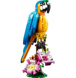 LEGO 31136 Creator Exotic Parrot 3in1 Set