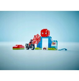 LEGO DUPLO Aventură Motocicletă cu Spiderman 10424