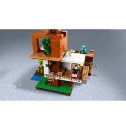 LEGO Minecraft casa în copac 21174