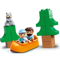 Lego DUPLO Camping pentru întreaga familie 10946