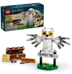 LEGO Harry Potter 76425 Hedwig at Zobi Street 4