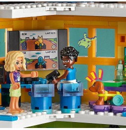 LEGO Friends Community Center in Heartlake 41748