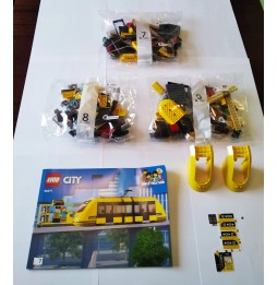 Lego City 60271 Tram with Stop