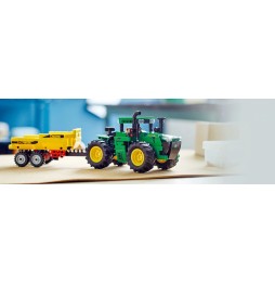 LEGO Technic tractor John Deere 9620R cu remorcă