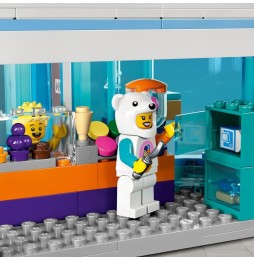 LEGO City Ice Cream Shop 60363 with Keychain