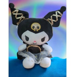 Duża maskotka Kuromi 35cm w sukience